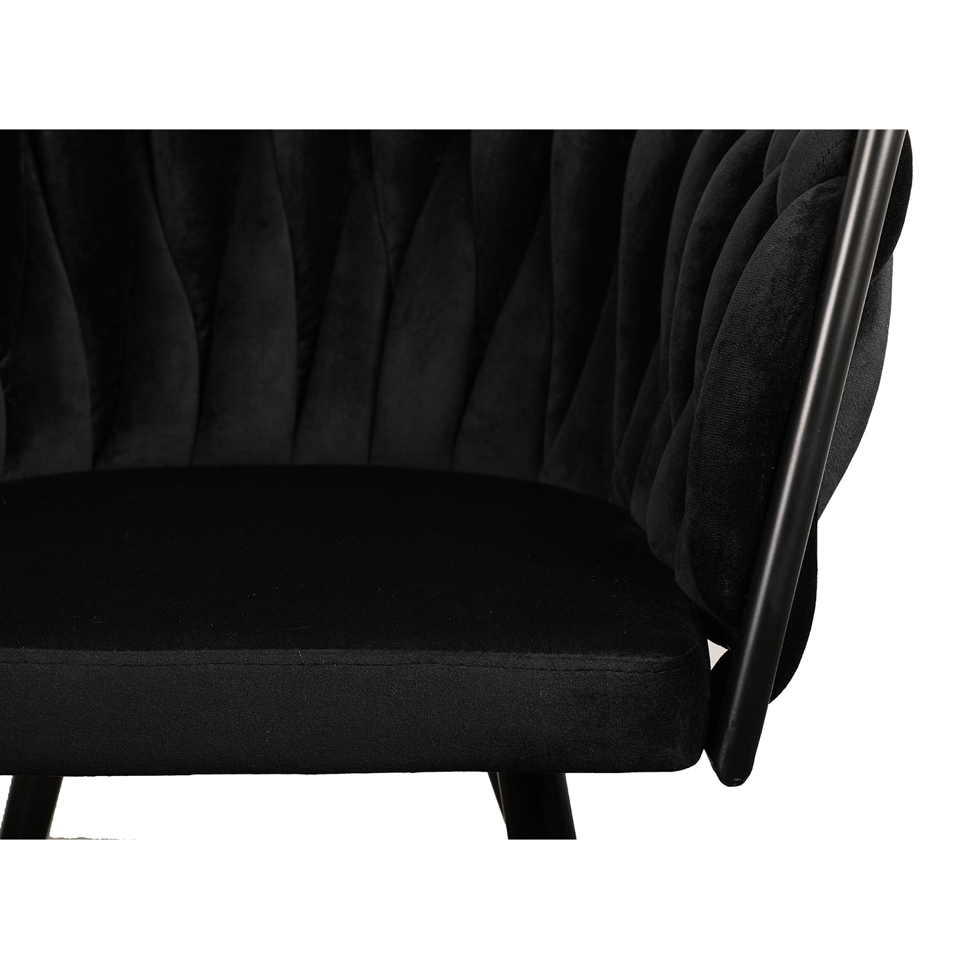 Eettafel stoel met armleuning Charles in zwart kleur van Thimalo detailfoto fluweel stof